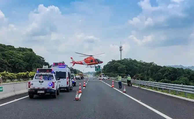 云龙区高速公路汽车救援案例