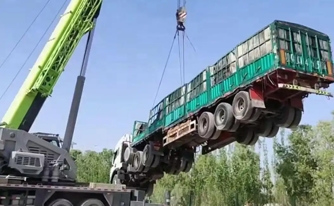云龙区道路脱困救援案例